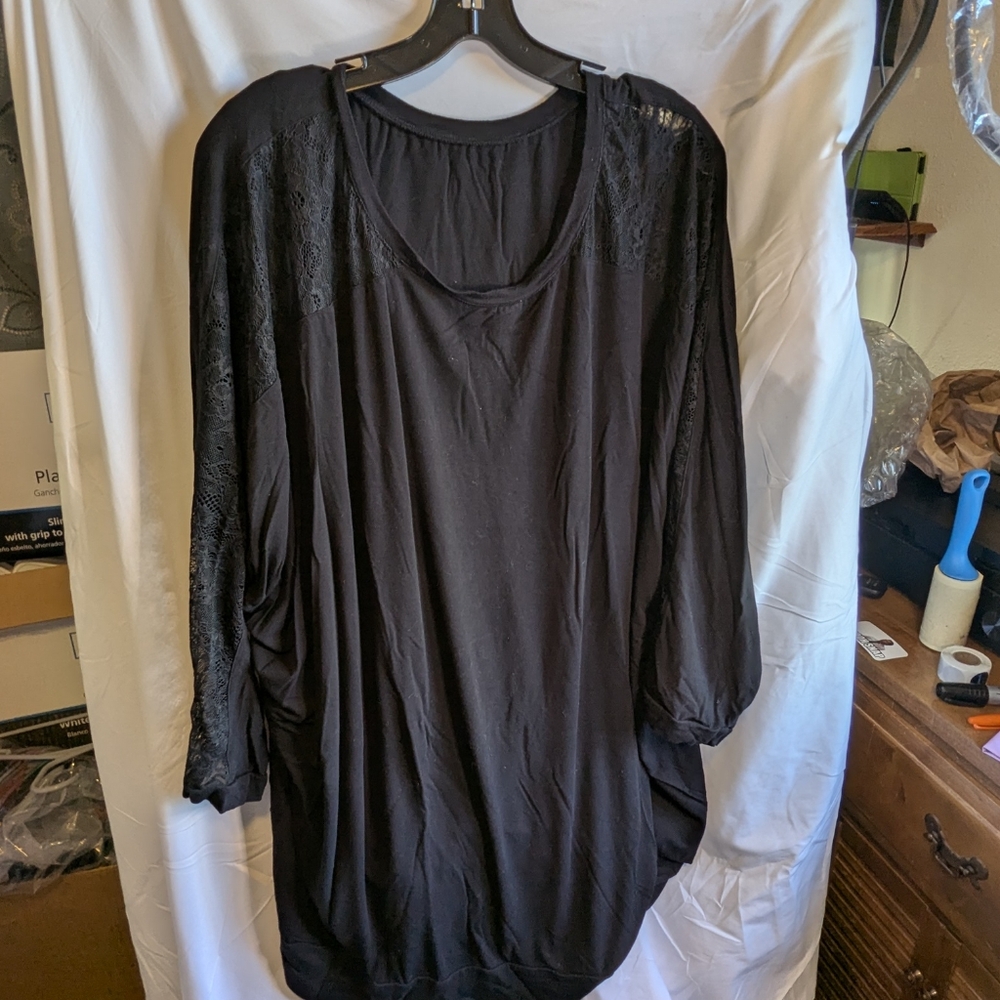 E Torrid 5 Blouse With Lace /Bin0